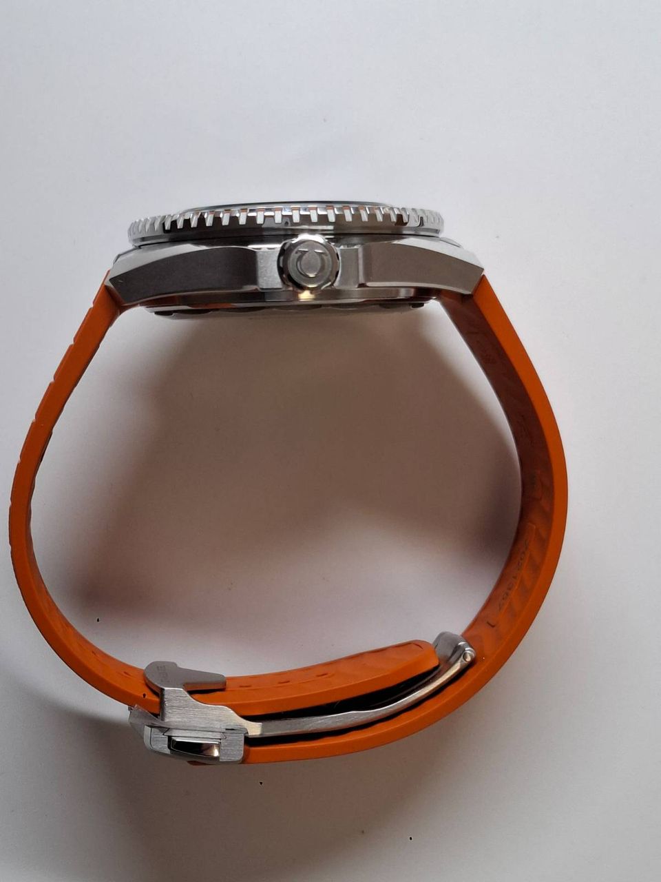 Omega Seamaster Planet Ocean 600 m 217.32.42.21.01.004