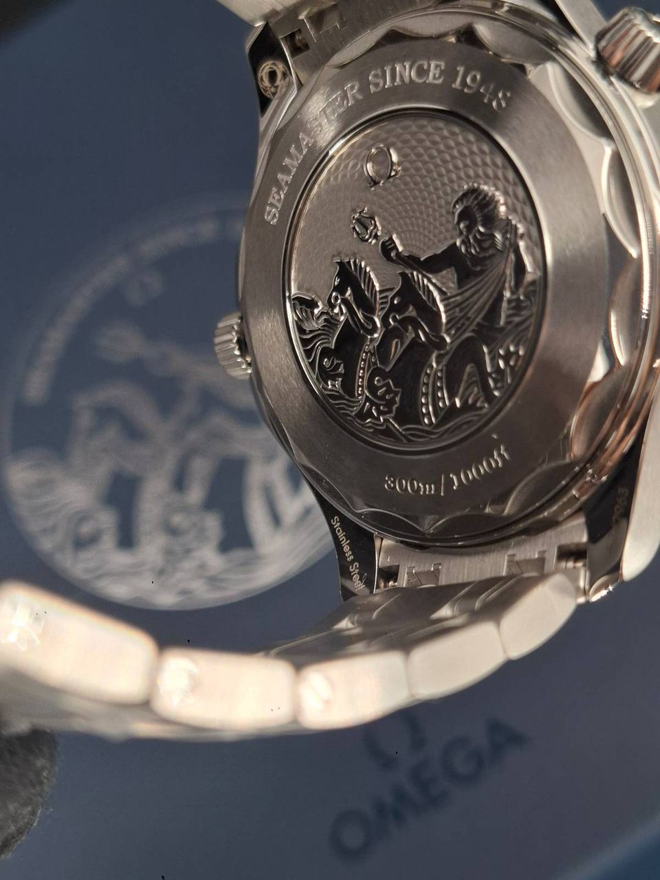 Omega Blue Seamaster Diver 210.30.42.20.03.003